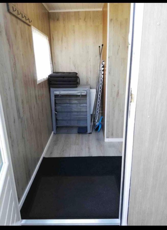 Cozy Chalet In Opmeer Near Amsterdam And Beach ภายนอก รูปภาพ